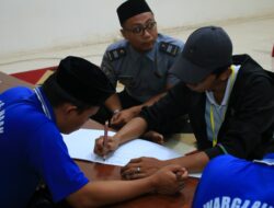 Warga Binaan Lapas Banyuwangi Dapatkan Pelatihan Membuat Kaligrafi