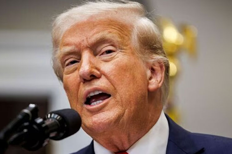 donald-trump-sampaikan-pesan-ramadan,-tegaskan-komitmen-pada-kebebasan-beragama-–-times-banyuwangi