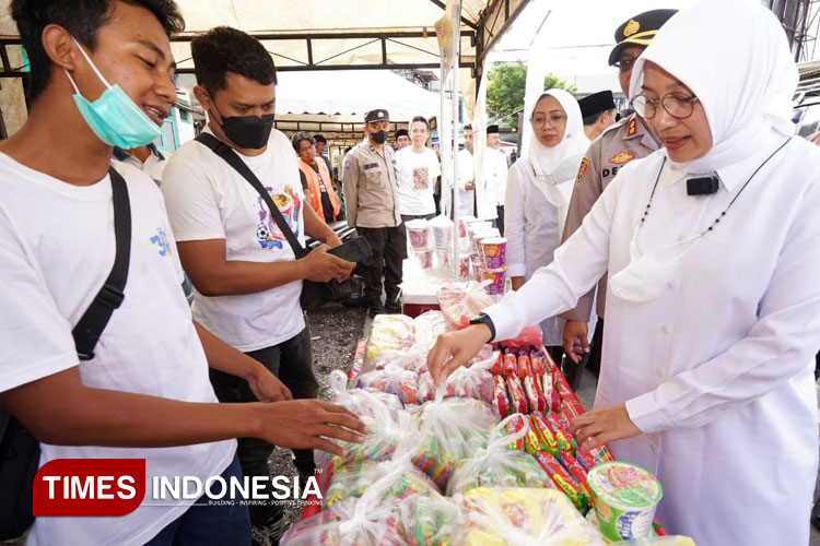 banyuwangi-melimpah-komoditas,-bupati-ipuk-pastikan-harga-stabil-–-times-banyuwangi