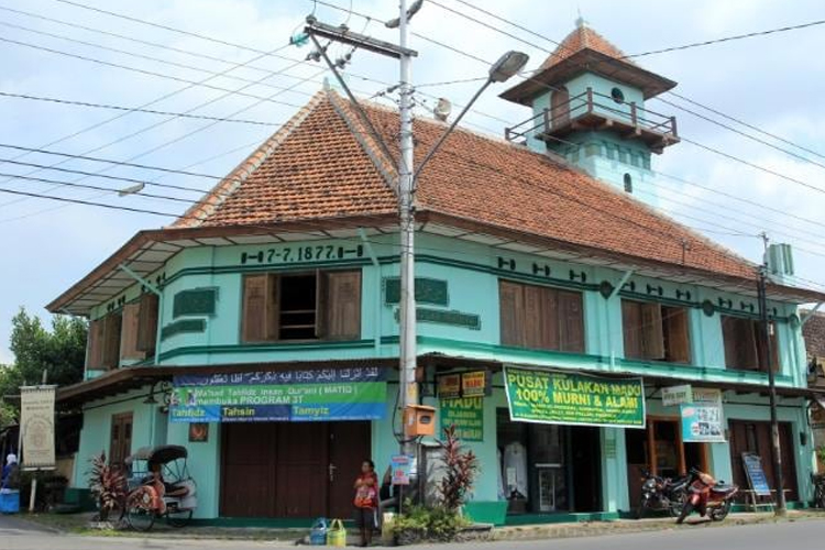langgar-merdeka-solo,-toko-ganja-yang-berubah-fungsi-menjadi-tempat-ibadah-–-times-banyuwangi
