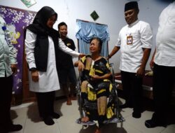 Bulan Ramadan, Bupati Ipuk Lakukan Jemput Bola Layanan Publik di Ujung Selatan Banyuwangi