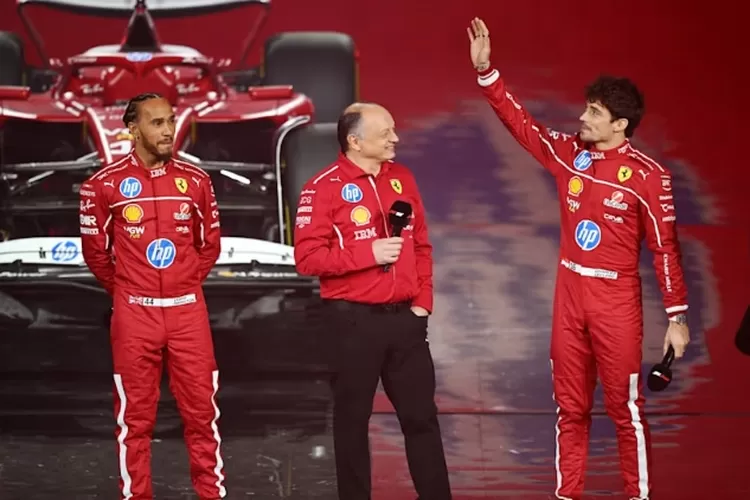 akui-masih-adaptasi-di-ferrari,-hamilton:-saya-belajar-dari-leclerc