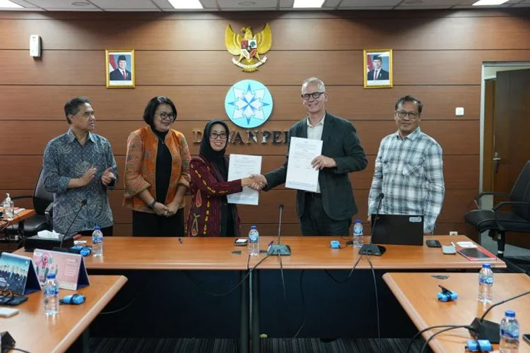 dewan-pers-dan-ims-perkuat-perlindungan-bagi-jurnalis-indonesia-–-times-banyuwangi