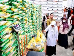 Stok Beras Mencapai 67 Ribu Ton, Pemkab Banyuwangi Jamin Aman hingga Lebaran Idul Fitri