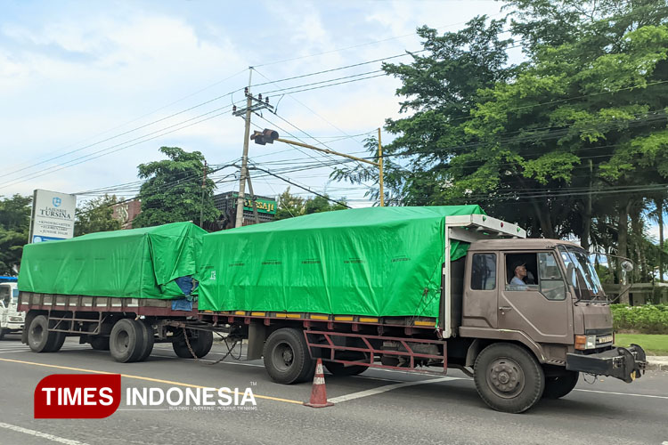 mulai-24-maret-2025,-truk-gandeng-dilarang-melintas-banyuwangi-jember-–-times-banyuwangi