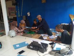 Panitia PTSL Desa Sumberanyar Kejar Target, Jemput Bola Demi Rampungkan Berkas Sebelum Lebaran