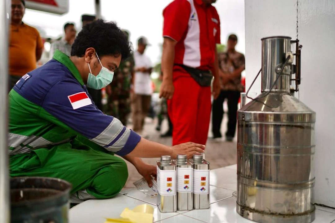 pertamina-patra-niaga-jatimbalinus-jamin-kualitas-bbm-di-kabupaten-banyuwangi