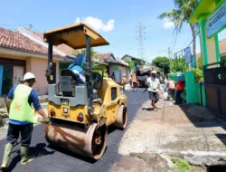 Mendekati Masa Mudik Lebaran, Pemkab Banyuwangi Tambal Ribuan Titik Jalan Berlubang