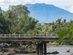 Aktivitas Vulkanik Gunung Raung Berangsur Normal – Radar Banyuwangi