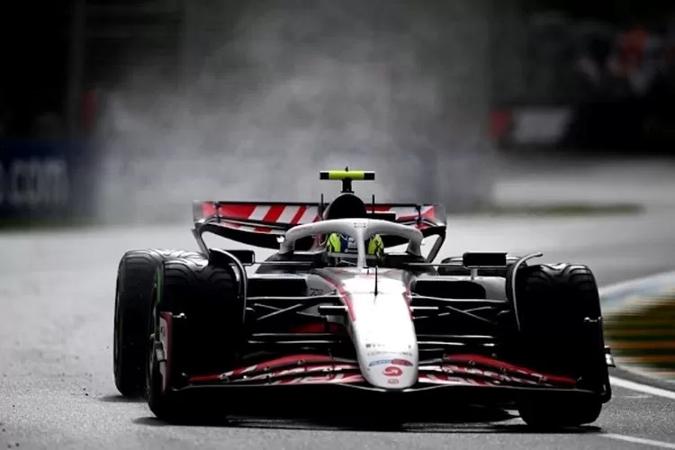 ollie-bearman-siap-bangkit-di-gp-china-setelah-“blunder”-di-australia