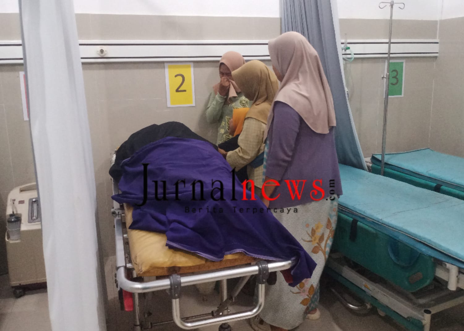 tragis!-seorang-pria-di-alasbuluh-meninggal-tersengat-listrik-di-tambak-cbws