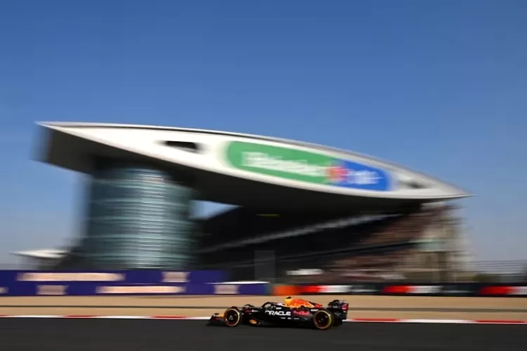 rookie-red-bull-terpuruk,-liam-lawson-alami-mimpi-buruk-di-sprint-qualifying