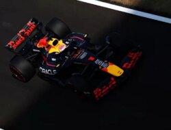 Verstappen Waspada, Start P4 di GP China, Red Bull Tak Bisa Andalkan Strategi
