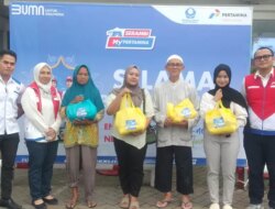 Alhamdulillah. Pertamina Patra Niaga-Hiswana Migas Bagi Ratusan Sembako dan Takjil Gratis