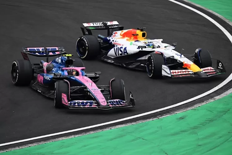 racing-bulls-gagal-manfaatkan-kesempatan,-hadjar-nyaris-dapat-poin-di-china