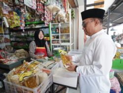 Wabup Mujiono Tinjau Harga dan Ketersediaan Bahan Pokok Jelang Lebaran