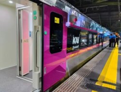 Memasuki H-8 Lebaran, Stasiun Cirebon Mulai Dipadati Ribuan Pemudik