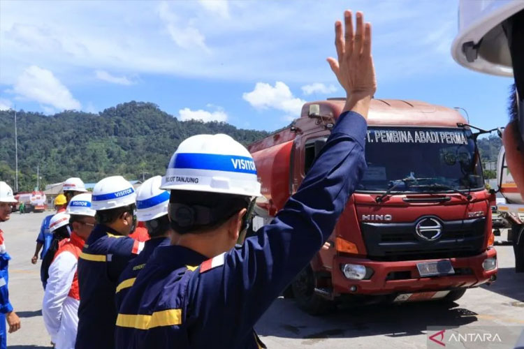 wamen-esdm-pastikan-pasokan-bbm-dan-elpiji-aman-di-sumbar-–-times-banyuwangi