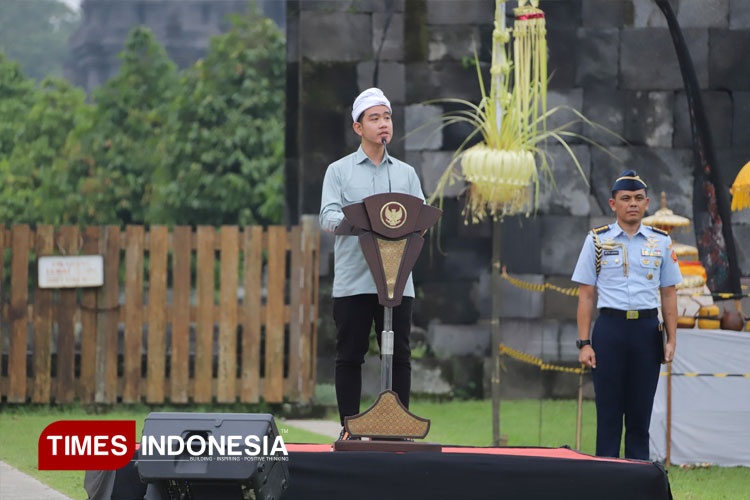 wapres-gibran-hadiri-tawur-agung-kesanga-2025-di-candi-prambanan-–-times-banyuwangi