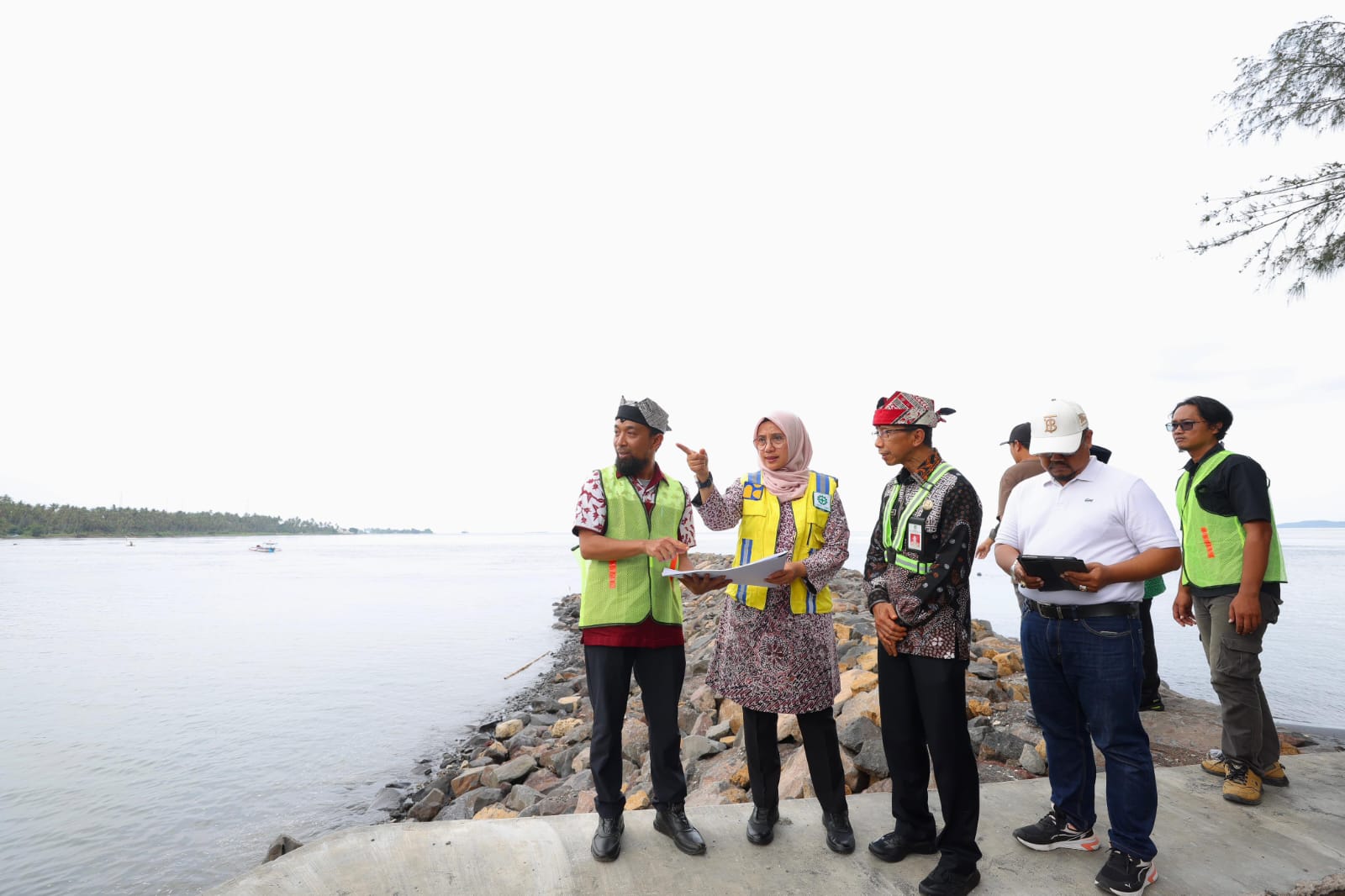 libur-lebaran,-bupati-ipuk-intruksikan-opd-fasilitasi-kelancaran-pemudik-dan-wisatawan