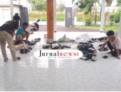 Lonjakan Paket Online di Wongsorejo Saat Idulfitri, Kurir Shopee Berjibaku dengan Pengiriman