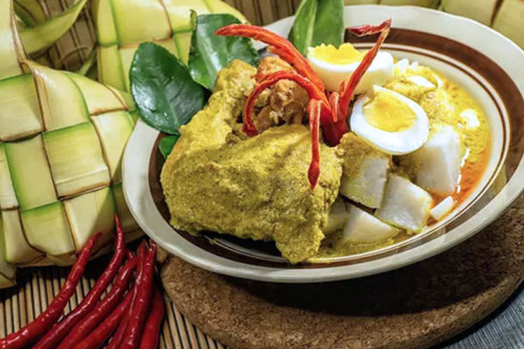7-makanan-khas-lebaran-dari-berbagai-daerah-di-indonesia-–-times-banyuwangi