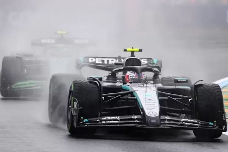 dapat-bimbingan-legenda,-kimi-antonelli-ungkap-keistimewaan-kerja-bareng-bono-di-mercedes