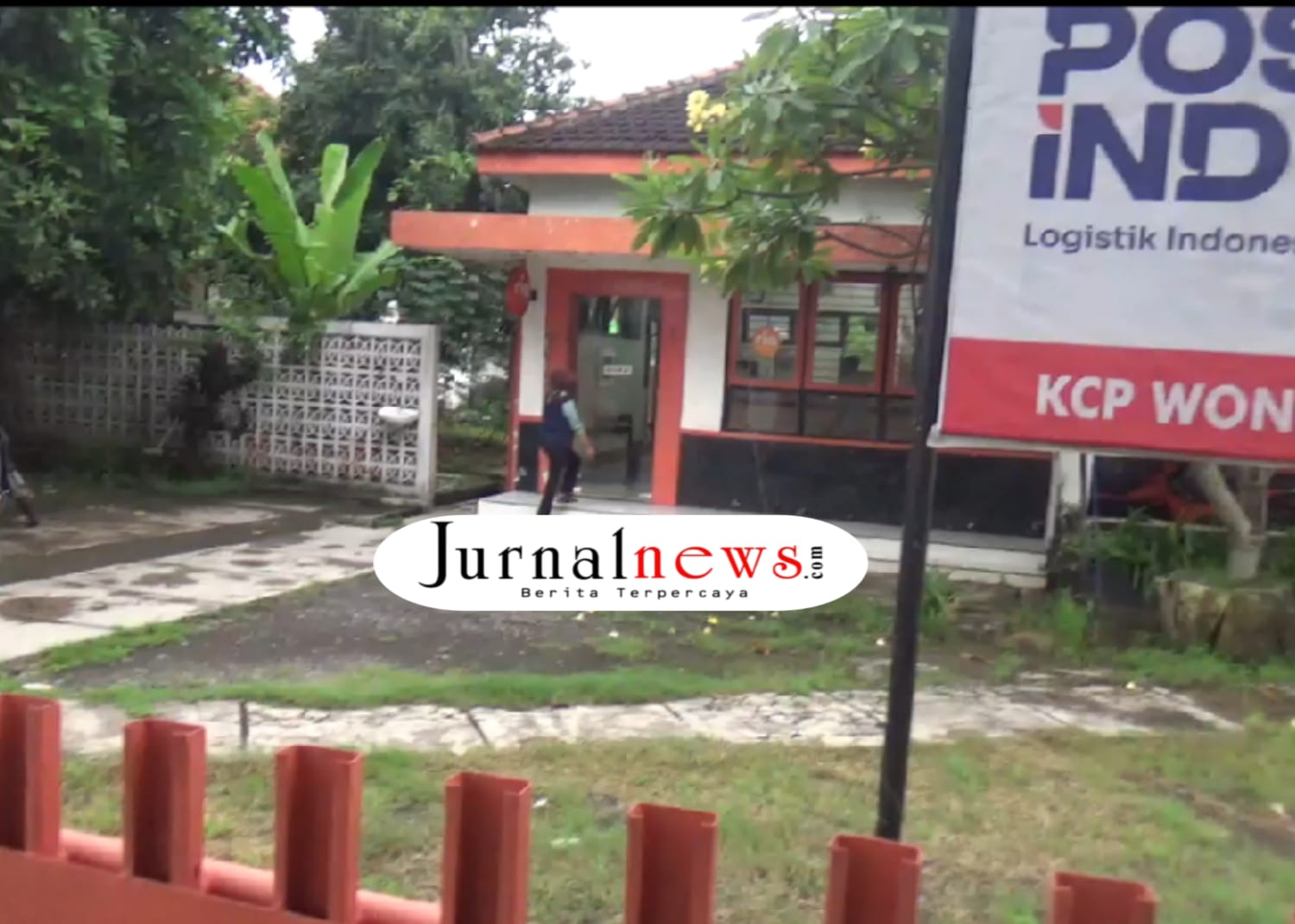 pelayanan-kantor-pos-di-wongsorejo-kembali-normal,-pensiunan-mulai-terima-gaji