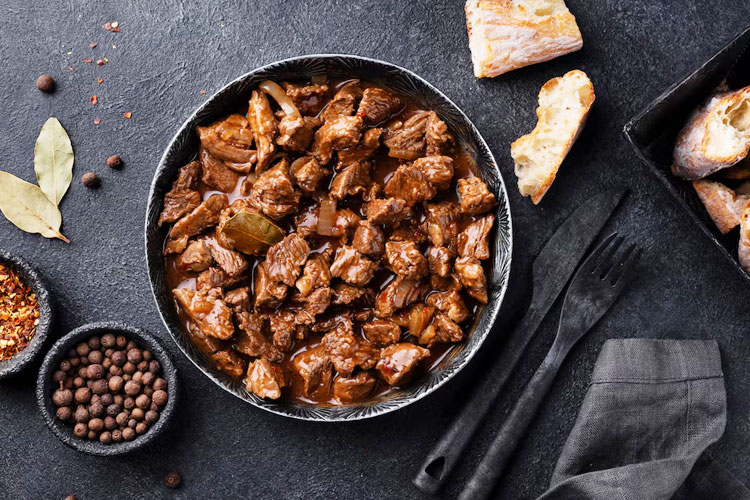 resep-semur-daging-sapi-khas-lebaran,-lezat-dan-kaya-rempah-–-times-banyuwangi