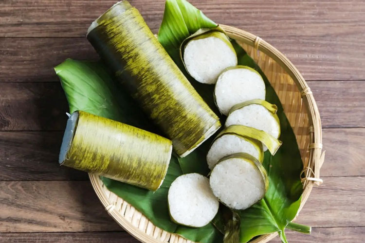 lemang,-hidangan-tradisional-penuh-cita-rasa-yang-dinanti-saat-berlebaran-–-times-banyuwangi