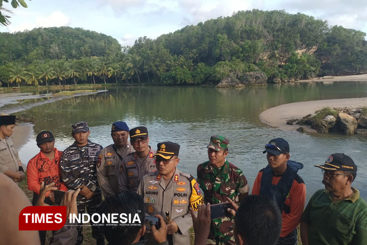 tiga-wisatawan-asal-ponorogo-jadi-korban-laka-laut-di-muara-soge-pacitan-–-times-banyuwangi