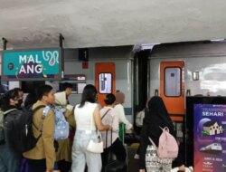 Stasiun Malang Ramai, Lebih dari 120 Ribu Penumpang Padati Kereta Api Saat Lebaran 2025