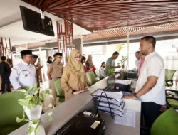 Sidak Layanan Publik, Bupati Ipuk Tekankan Aspek Hingga Hospitality Pelayanan