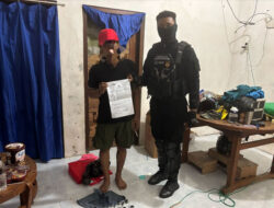 Respon Cepat Polresta Banyuwangi Amankan Ratusan Botol Arak Usai Dapat Aduan – TIMES Banyuwangi