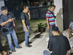 Respon Cepat Aduan Warga, Polisi Sita Ratusan Botol Arak Tanpa Izin