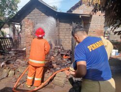 Gudang Bekas Kandang Sapi Di Kecamatan Cluring Kebakaran