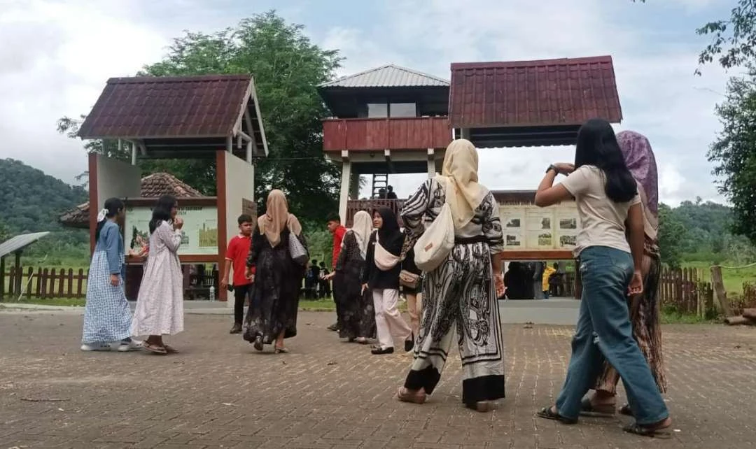 libur-idul-fitri-2025,-taman-nasional-alas-purwo-banyuwangi-diserbu-ribuan-wisatawan