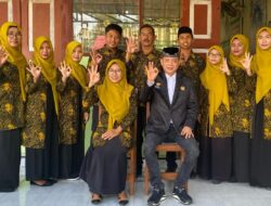 Cetak Talenta Sepakbola Usia Dini, Wakil Ketua DPRD Banyuwangi Blusukan Sekolah – TIMES Banyuwangi