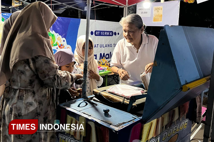 nikmatnya-es-goyang,-kuliner-jadul-yang-bertahan-di-era-kekinian-–-times-banyuwangi