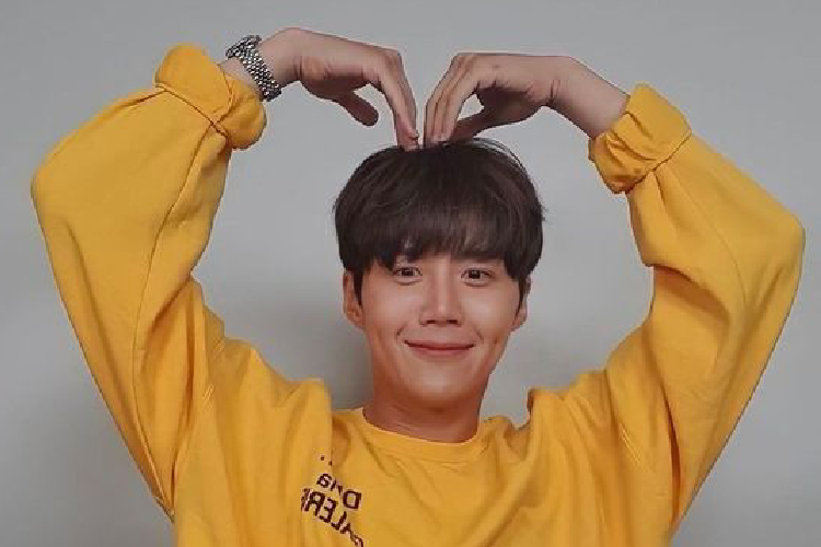 tak-puas-sekadar-cameo,-kim-seon-ho-siapkan-3-drama-baru-–-times-banyuwangi