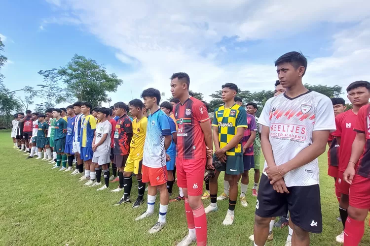 ratusan-talenta-muda-sepak-bola-banyuwangi-berebut-tiket-skuad-porprov-jatim