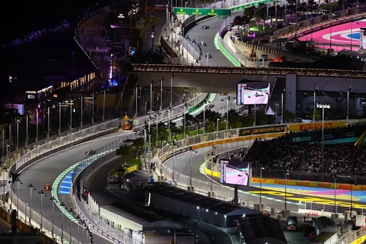 sirkuit-jeddah-makin-panas,-ini-fakta-cuaca-grand-prix-f1-arab-saudi-2025-yang-wajib-kamu-tahu