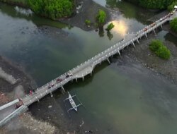 Lokasinya Dekat Kelenteng Hoo Tong Bio Banyuwangi, Keindahan Bali Terlihat Jelas dari Pulau Ini