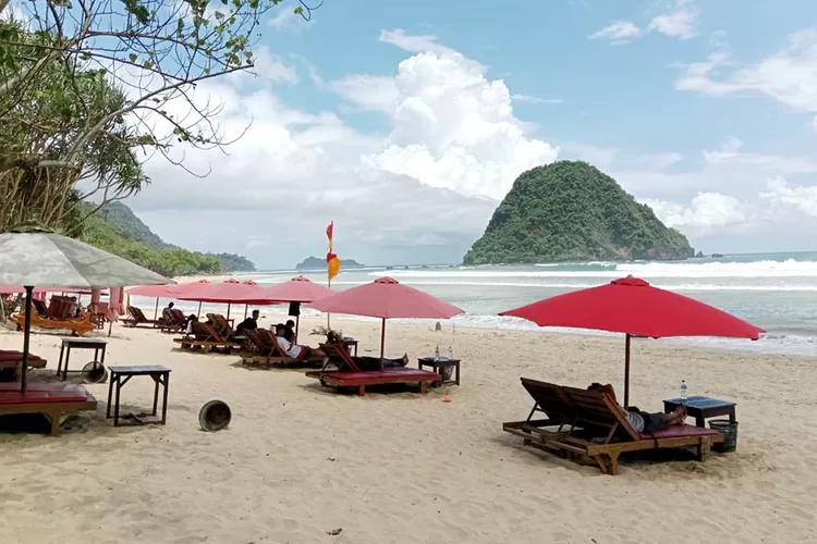 ini-ragam-keunikan-pulau-merah-yang-terkenal-itu,-dari-banyuwangi-kota-cuma-berjarak-3-jam