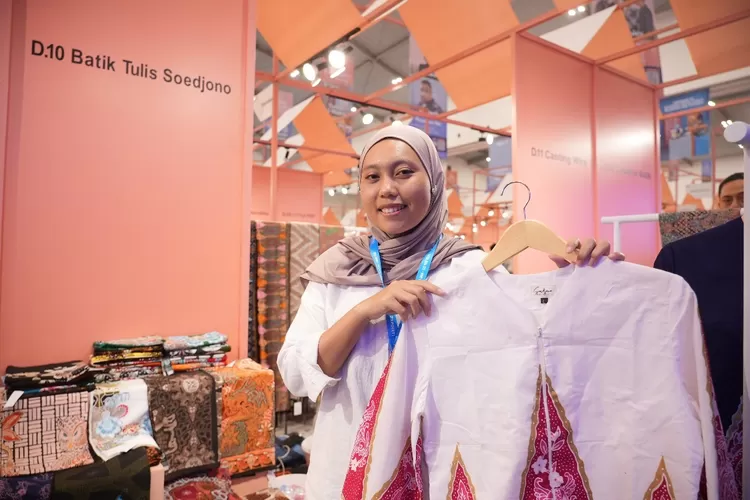 berkat-pemberdayaan-bri,-pengusaha-batik-tulis-ini-bawa-warisan-budaya-ke-pasar-global