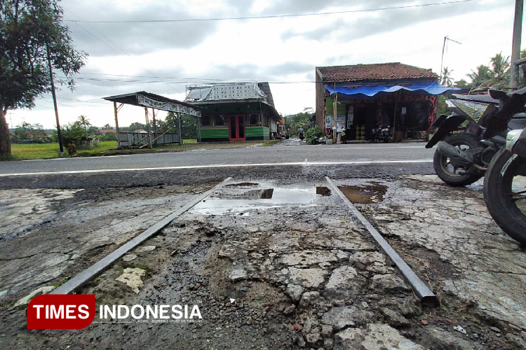nestapa-penghuni-bedeng-di-balik-rencana-reaktivasi-jalur-ka-banjar-pangandaran-–-times-banyuwangi