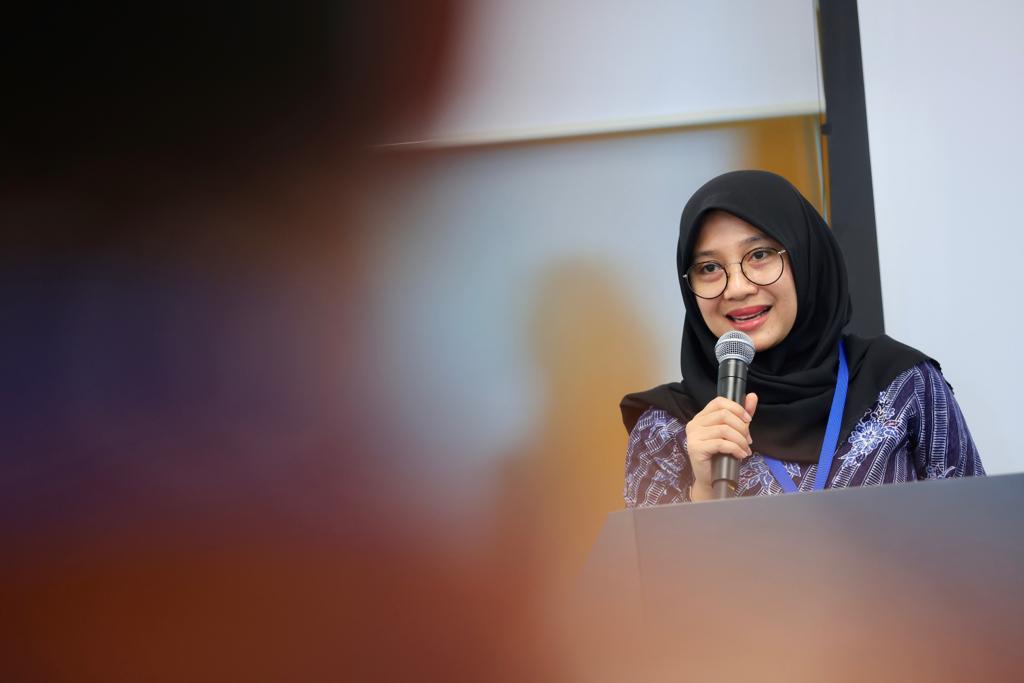 kado-spesial-di-hari-kartini-untuk-masyarakat,-bupati-ipuk-dorong-program-pemberdayaan-perempuan