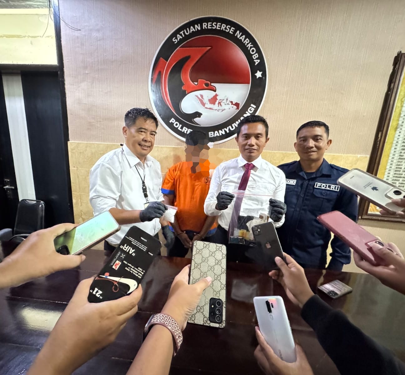 polisi-tangkap-pengedar-sabu-di-kalibaru,-ungkap-jaringan-narkoba-antar-daerah