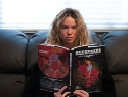 Bocor Logo Resmi Supergirl: Women of Tomorrow – TIMES Banyuwangi