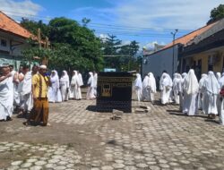 Manasik Haji Terakhir di Wongsorejo: 52 Calon Jamaah Siap Berangkat dengan Bimbingan Ramah Lansia